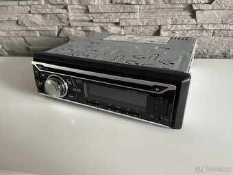 Autorádio BT/CD/MP3/USB/SD/AUX/FM/AM... TOP STAV - 2