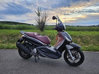 Piaggio Beverly 350 (2014) - 33PS - 2