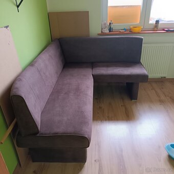 Prodám nerozkládací gauč - 2