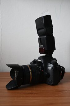 set Canon eos 6d mark ii, objektiv, blesk, brašna - 2