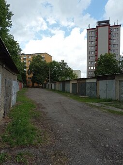 Pronájem garáže v Porubě - 2