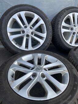 Originál Nissan 5x114.3 215/55/17 - 2