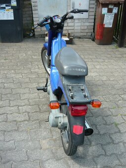 Peugeot Fox - 2