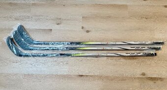 Hokejky Bauer Hyperlite 2 77 Flex P92M - 2
