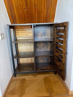 Skříňka - 2