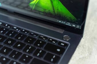 Huawei MateBook 14 KLVL-WDE9Q 14" 2K Amd Ryzen 7 4800, 8Gb, - 2