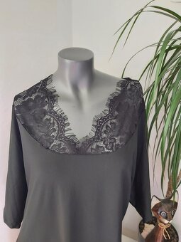 Černé šaty s krajkou,vel.1XL 44-46 - 2