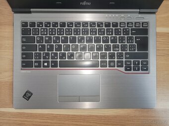 Notebook Fujitsu LifeBook U745 - 2