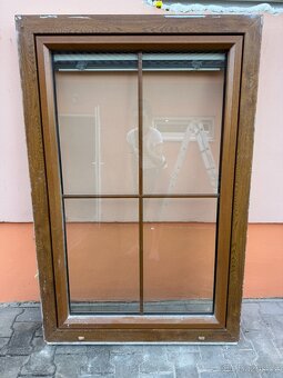 Prodám použitá plastová okna 6 ks + balkónové dveře - 2