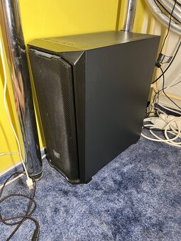 herní PC AlzaPC GameBox Prime + 27” herní monitor AOC - 2