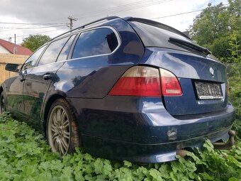 Veškeré náhradní díly z BMW e61 520d, Mysticblau, funkční CC - 2