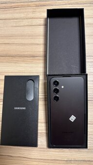 Samsung Galaxy S24 5G 8GB/256GB černá - TOP STAV - 2