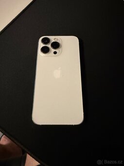IPhone 13 Pro s vadou - 2