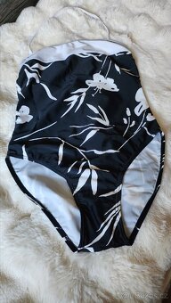 Jednodílné plavky vel.38 - 2