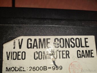 Stará konzole televizní hry - 2