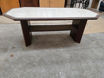 konferenční stolek - 2