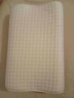 3 polštáře - s paměťovou pěnou, anatomicky a detský - 2