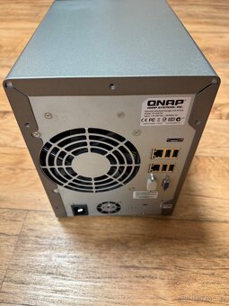 QNAP TS-509 Pro 5-bay Turbo NAS. - 2