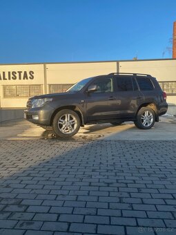 Toyota land cruiser 200 4,5d, 210kw - 2