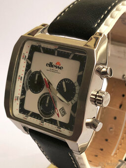 Chronograph Ellesse Sportivo, čiselnik 4x4cm, PC 6290,- - 2