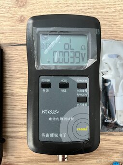 Tester baterii YR1035+ - 2