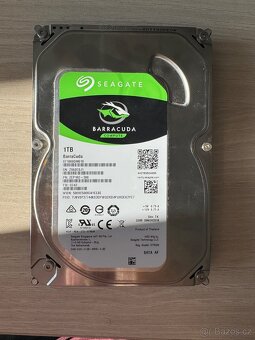 Externí pevný disk 1TB (Seagate, 7200 RPM) - 2