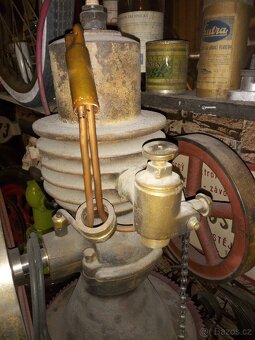 Malé stabilní motor - 2