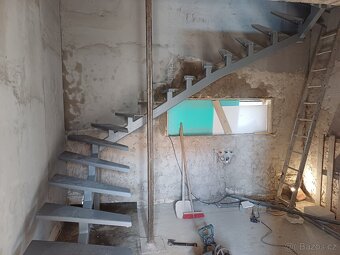 Kovové schodiště - 2