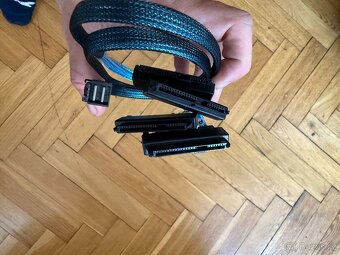 Mini-SAS (SFF-8087) → 4× SFF-8482 SAS HDD kabel - 2