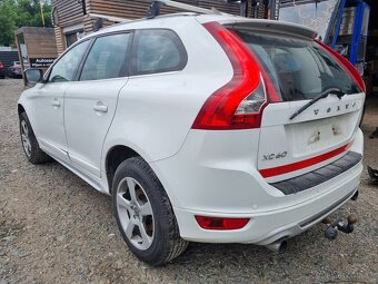 Volvo XC60 R-DESIGN 2,0 D3 120kw - Náhradní díly - 2