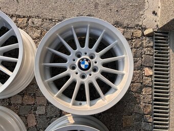 17” BMW styling 32 - konkávní - 2