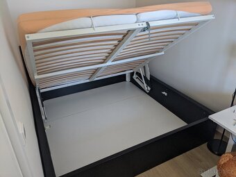Postel IKEA MALM - 2