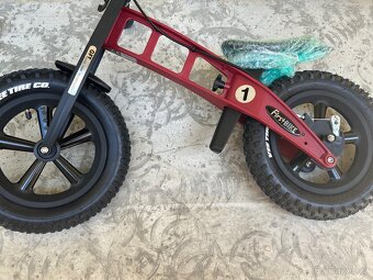 Dětské FirstBike Odrážedlo FAT Red - 2