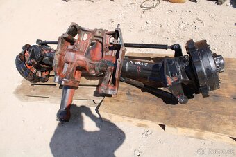 Zetor 12145 16145 přední náprava po kompletní opravě - 2