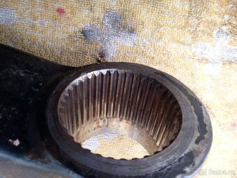 Ramena hydrauliky Zetor 7245 - 2