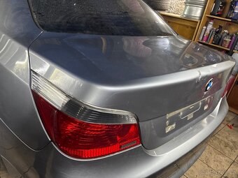 Viko kufru bmw e60 - 2