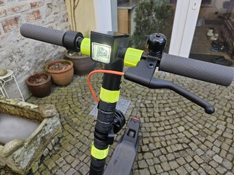 Xiaomi Scooter Light 4 2nd Gen - 2