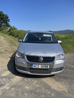 Touran 2.0 tdi 103 kw bmm automat - 2