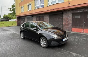 SEAT IBIZA 1.4i (2011) - 2