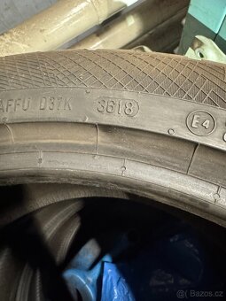 235/45 R18 - 2