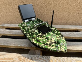 Nová zavážecí loď s GPS, českým návodem a silnou baterií - 2