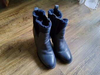 Kotníkové boty Gino Rossi vel. 38 - 2