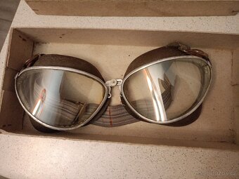 Starší brýle - 2