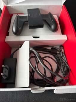 Konzole Nintendo Switch OLED White - 2