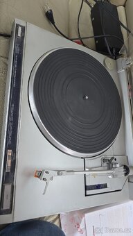 Gramofon JVC - 2