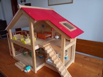 Domeček pro panenky - 2