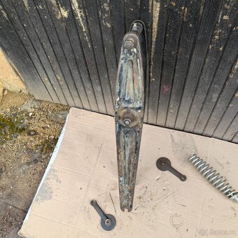 ČZ 175 /250 předvalecna vidlice - 2