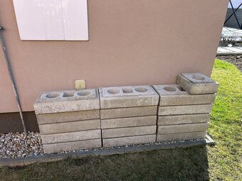 Prodám tvarovky Presbeton Line block - 2