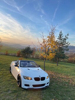 BMW E93 335i manuál cabrio 420hp M3-look - 2