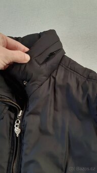 GUESS bunda, větrovka, černá vel. S - 2